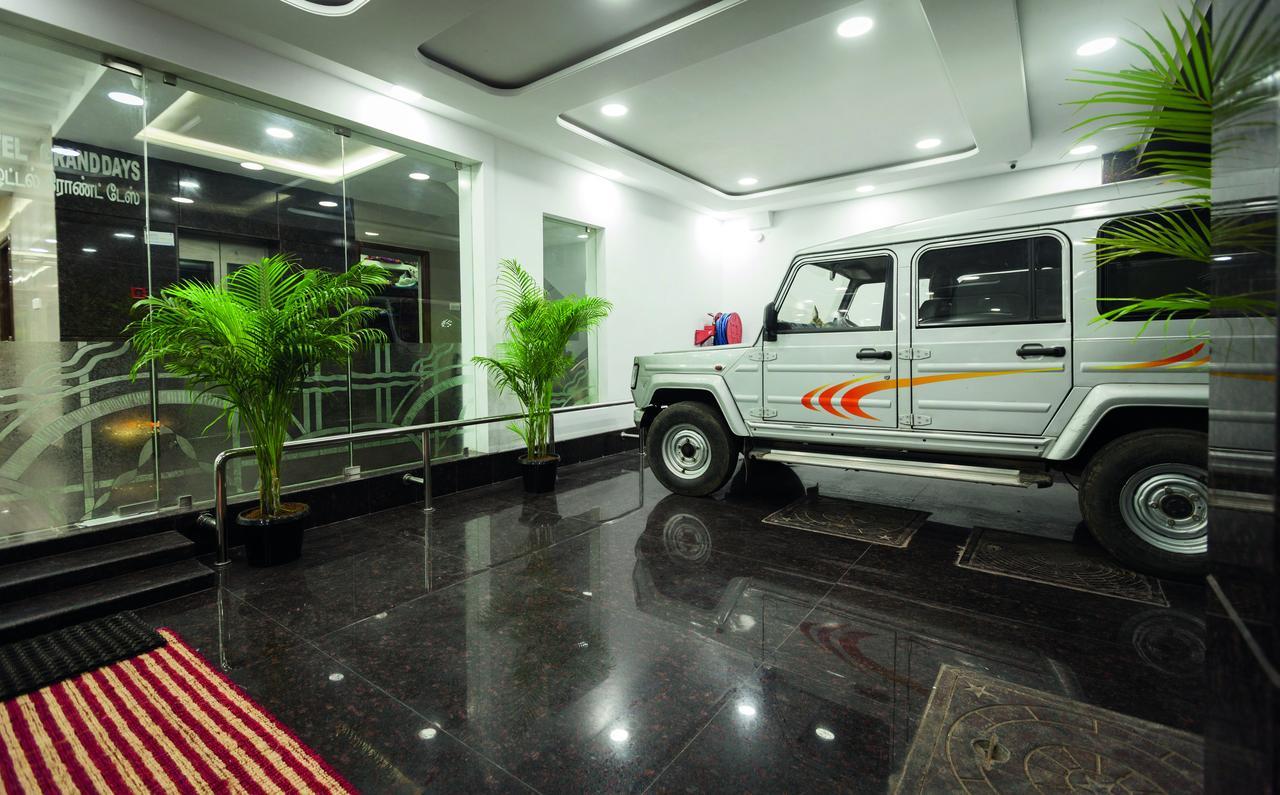 Hotel Skb Grand Days - Fully Vaccinated Staff 3*
